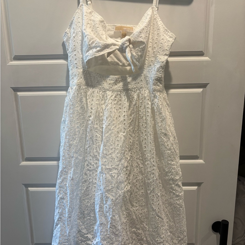 Elegant White Lace Dress
